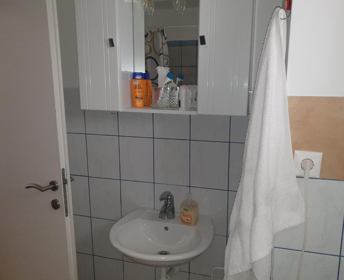 Ulica Dvori Narca 12 Apartment 4+2 Per. Baška Екстериор снимка